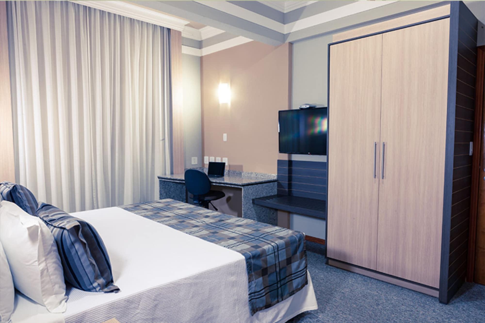 Hotel Executive Arapongas Екстериор снимка